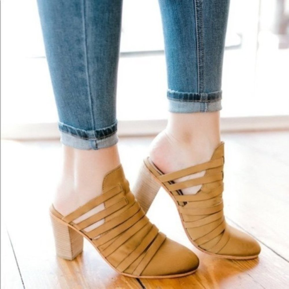 Free People Byron Mule Shoes Taupe
